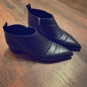 Everlane Boss Bootie